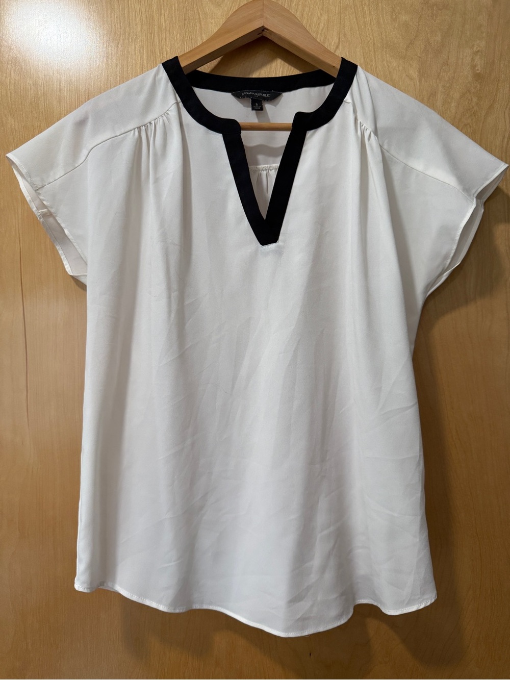 Banana Republic White Blouse with Black Trim V-Neck